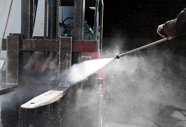 Best Dumpster Area Cleaning  in Meadowbrook, CA